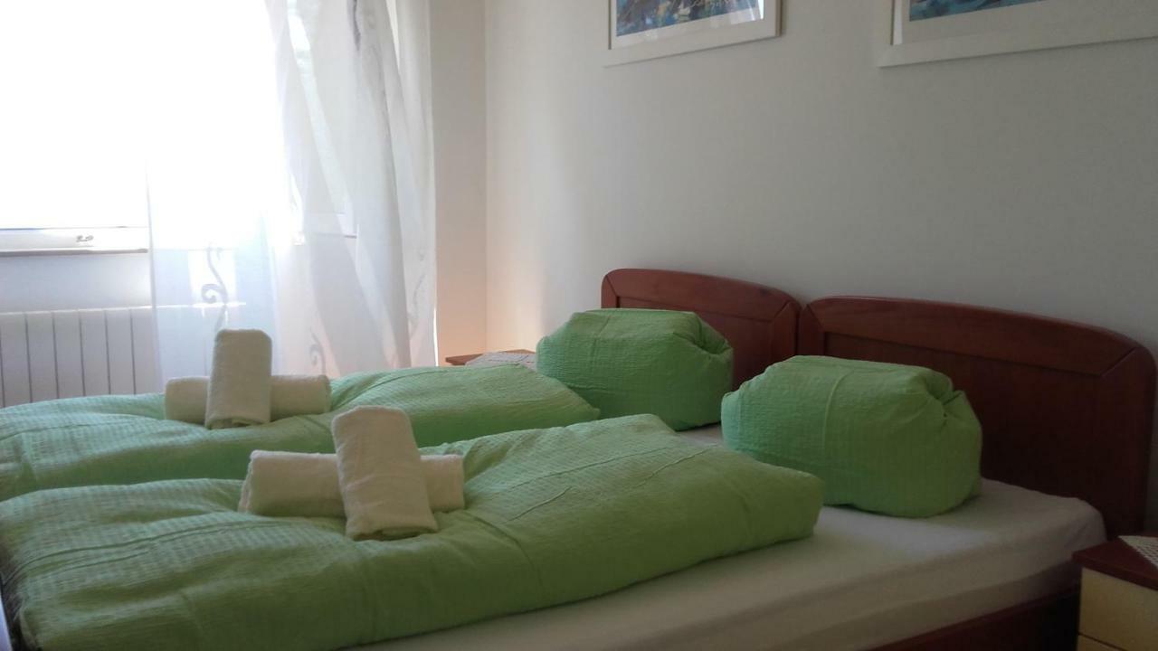 Apartment Bojana Novi Vinodolski Esterno foto